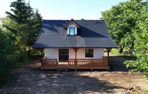 Luizjana projekt domu drewnianego z tarasem Mildo